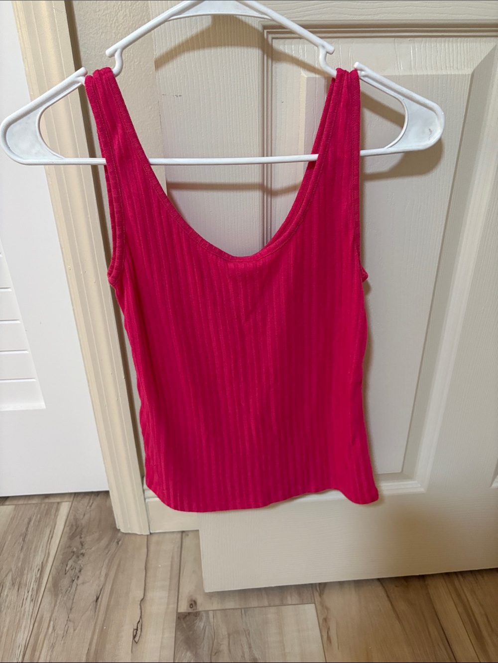 H&M Top - Picture 4 of 4